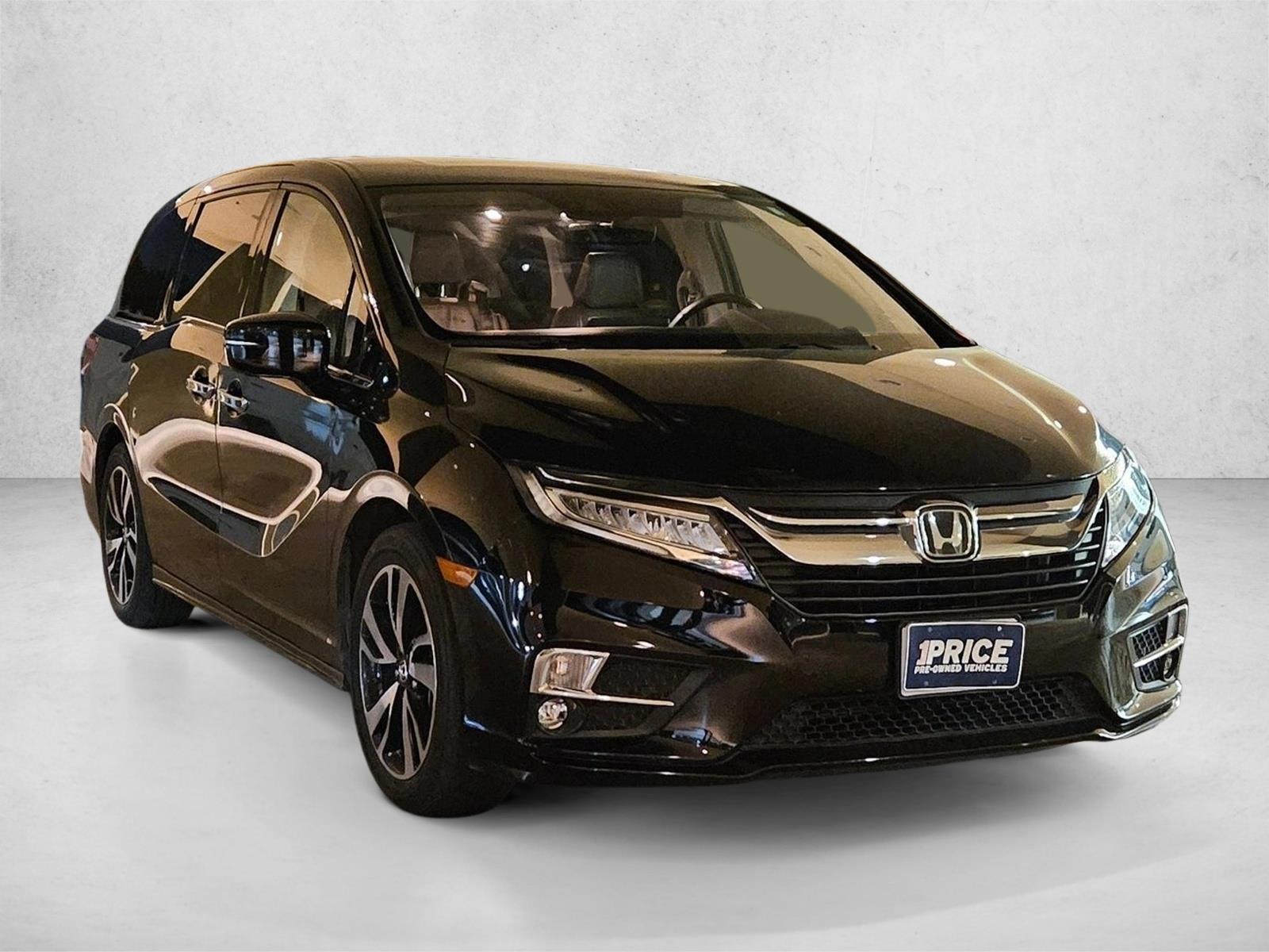2020 Honda Odyssey Elite photo 3