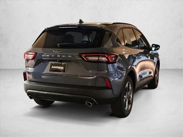2026 Ford Escape ST-Line photo 2