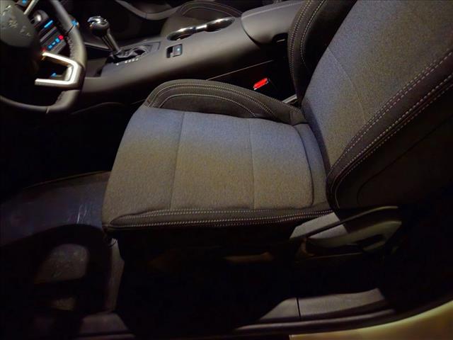 2025 Ford Mustang EcoBoost photo 4