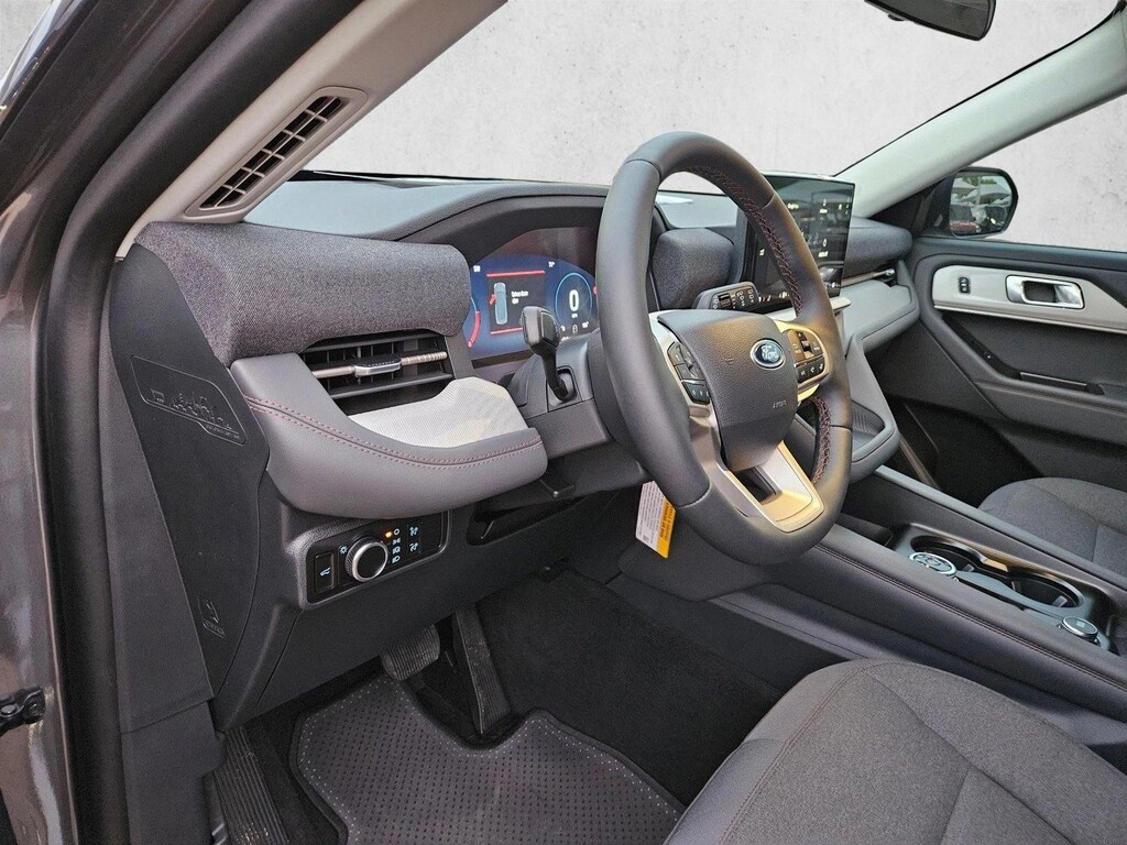 New 2026 Ford Explorer Active w/200A Pkg SUV