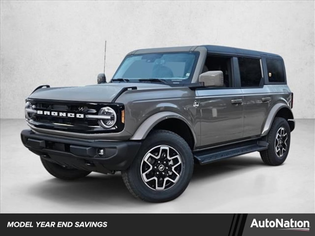 New 2025 Ford Bronco Outer Banks SUV