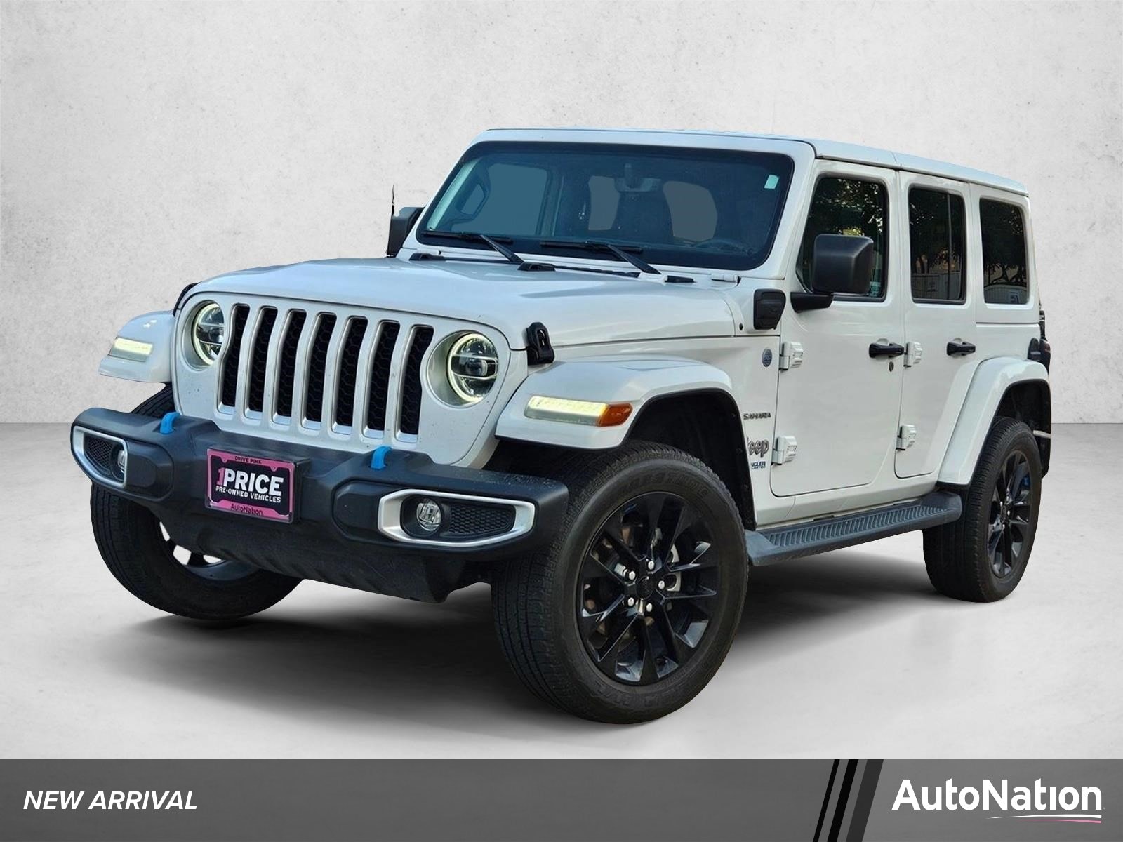 2022 Jeep Wrangler Sahara 4XE's photo