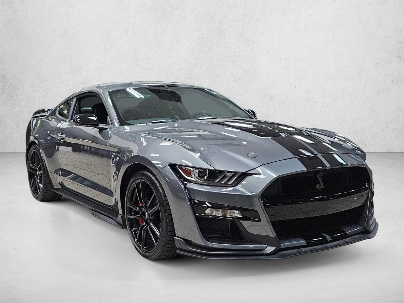 2022 Ford Mustang Shelby GT500 photo 3