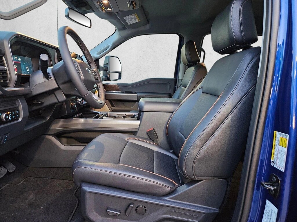 New 2026 Ford F-250 LARIAT Truck Crew Cab