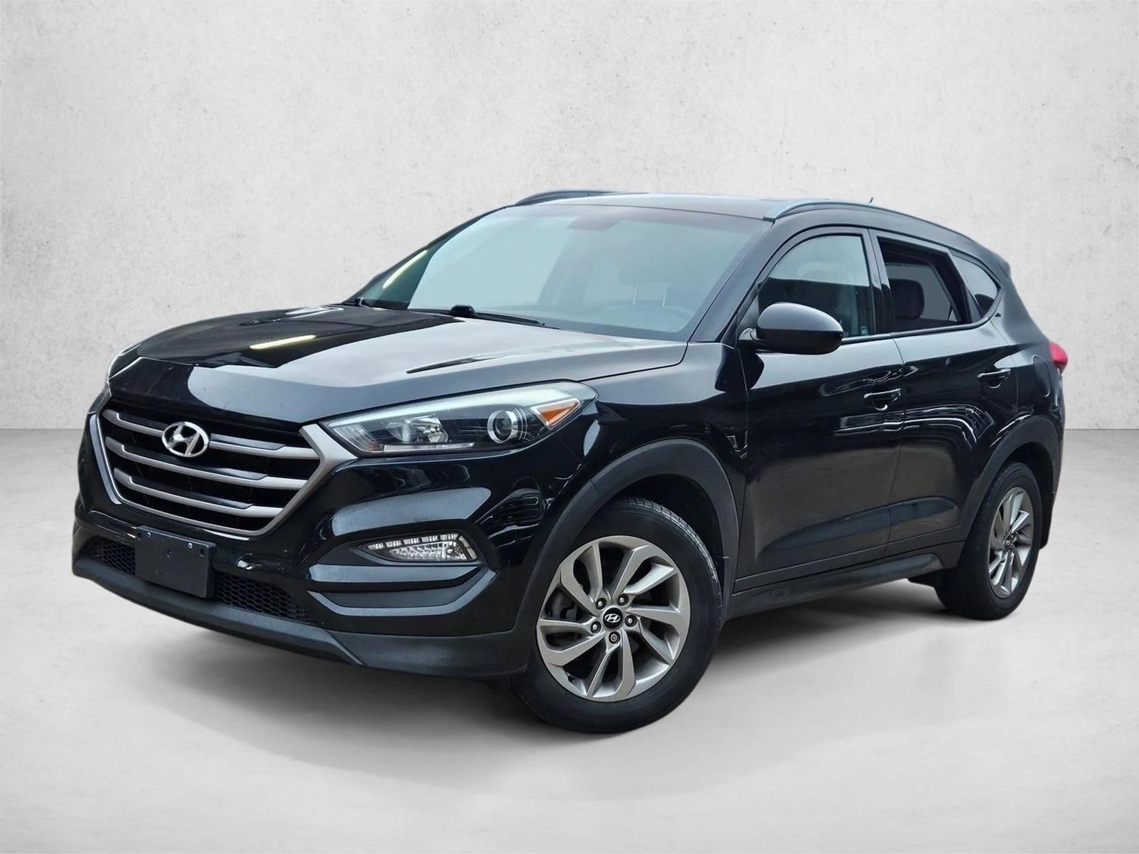 2016 Hyundai Tucson SE's photo