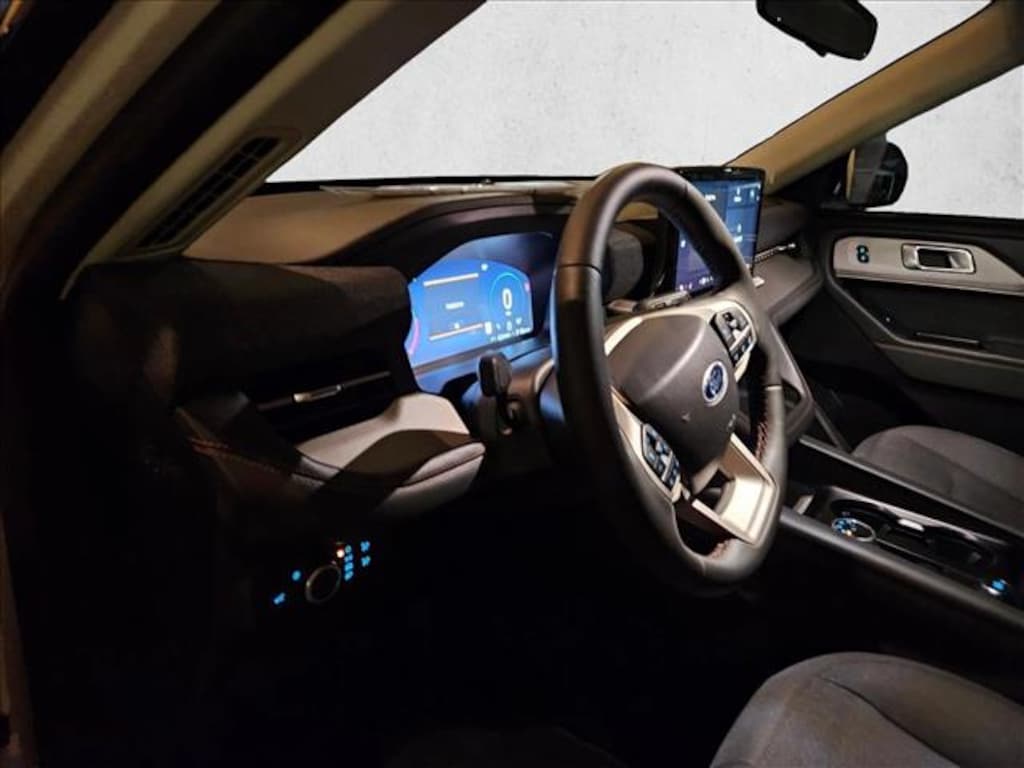 New 2025 Ford Explorer Active SUV