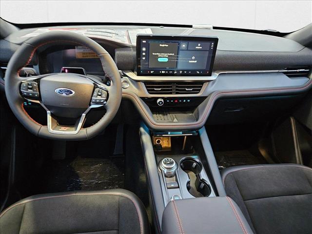 2025 Ford Explorer ST photo 3