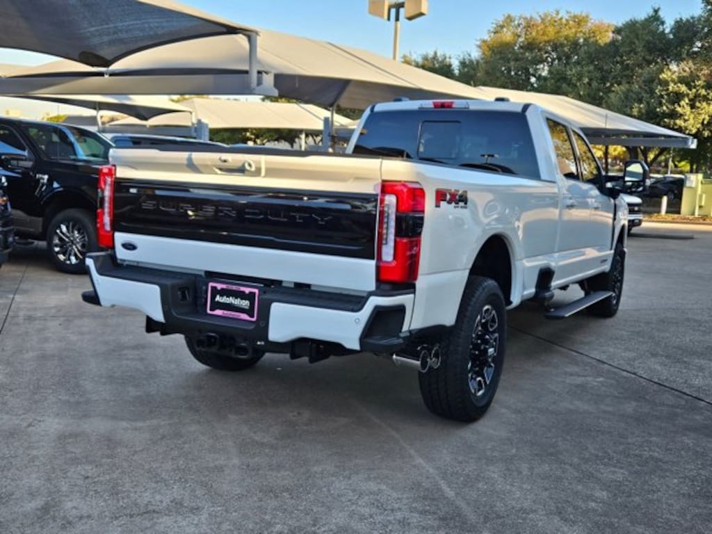 New 2026 Ford F-350 Platinum Truck Crew Cab