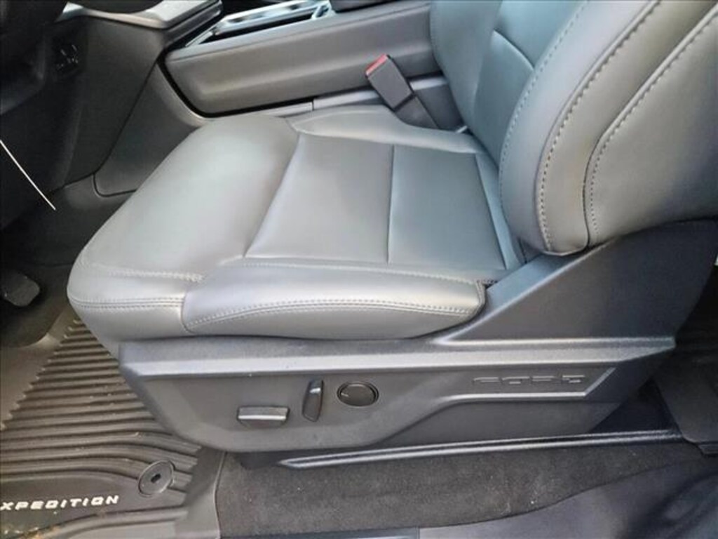 New 2026 Ford Expedition Max Active SUV