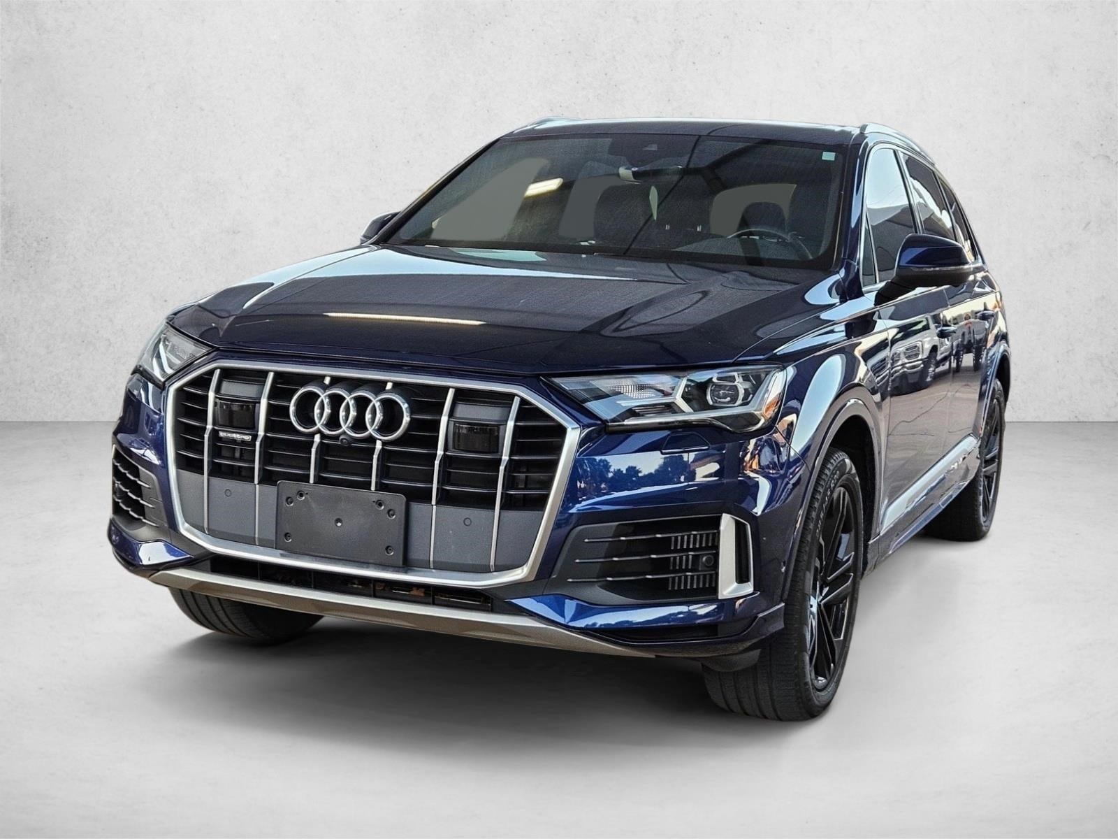 2022 Audi Q7 Premium Plus's photo