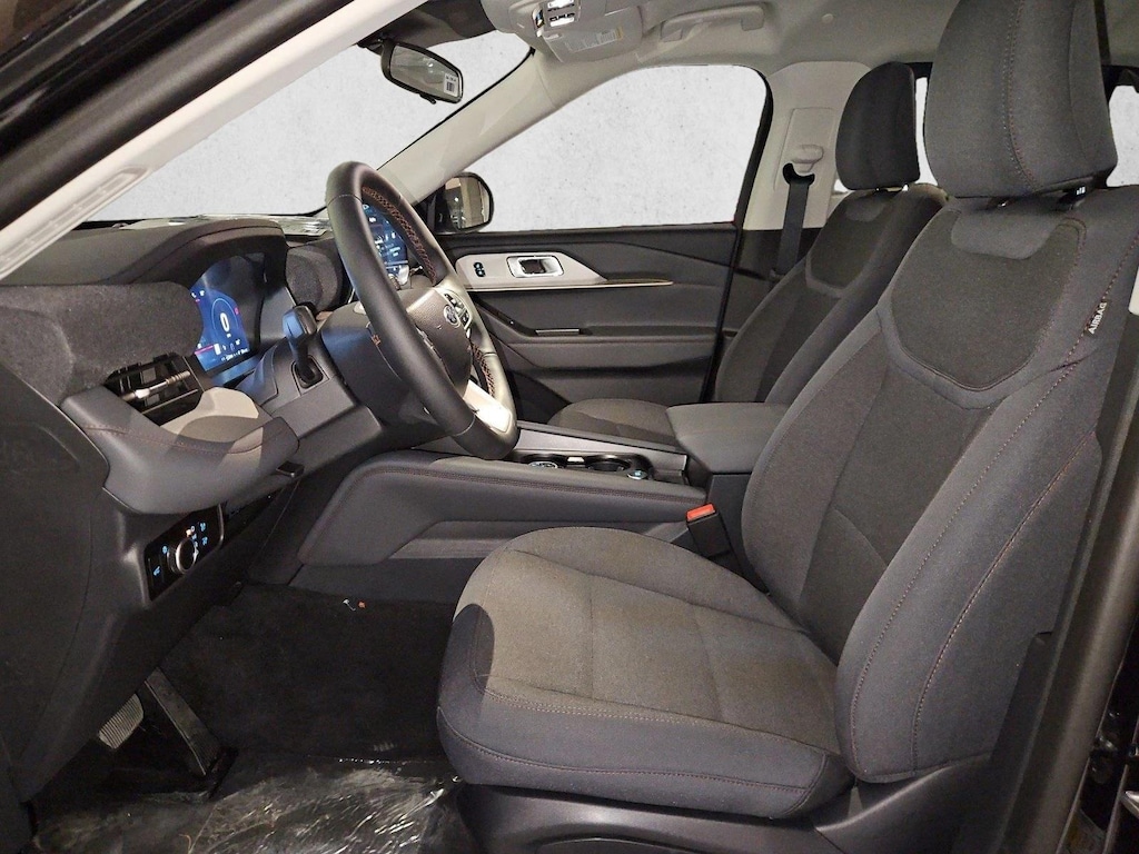 New 2026 Ford Explorer Active w/200A Pkg SUV