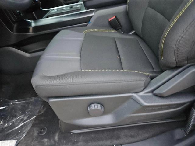 2025 Ford F-150 STX photo 4