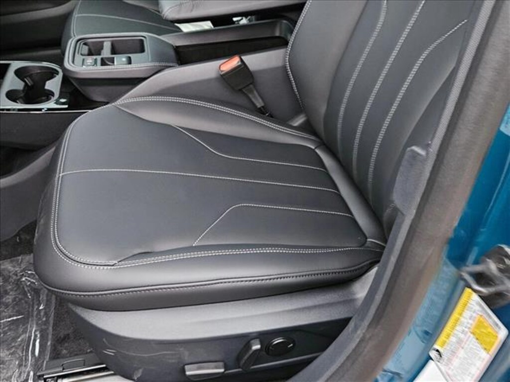 New 2026 Ford Mustang Mach-E Select SUV