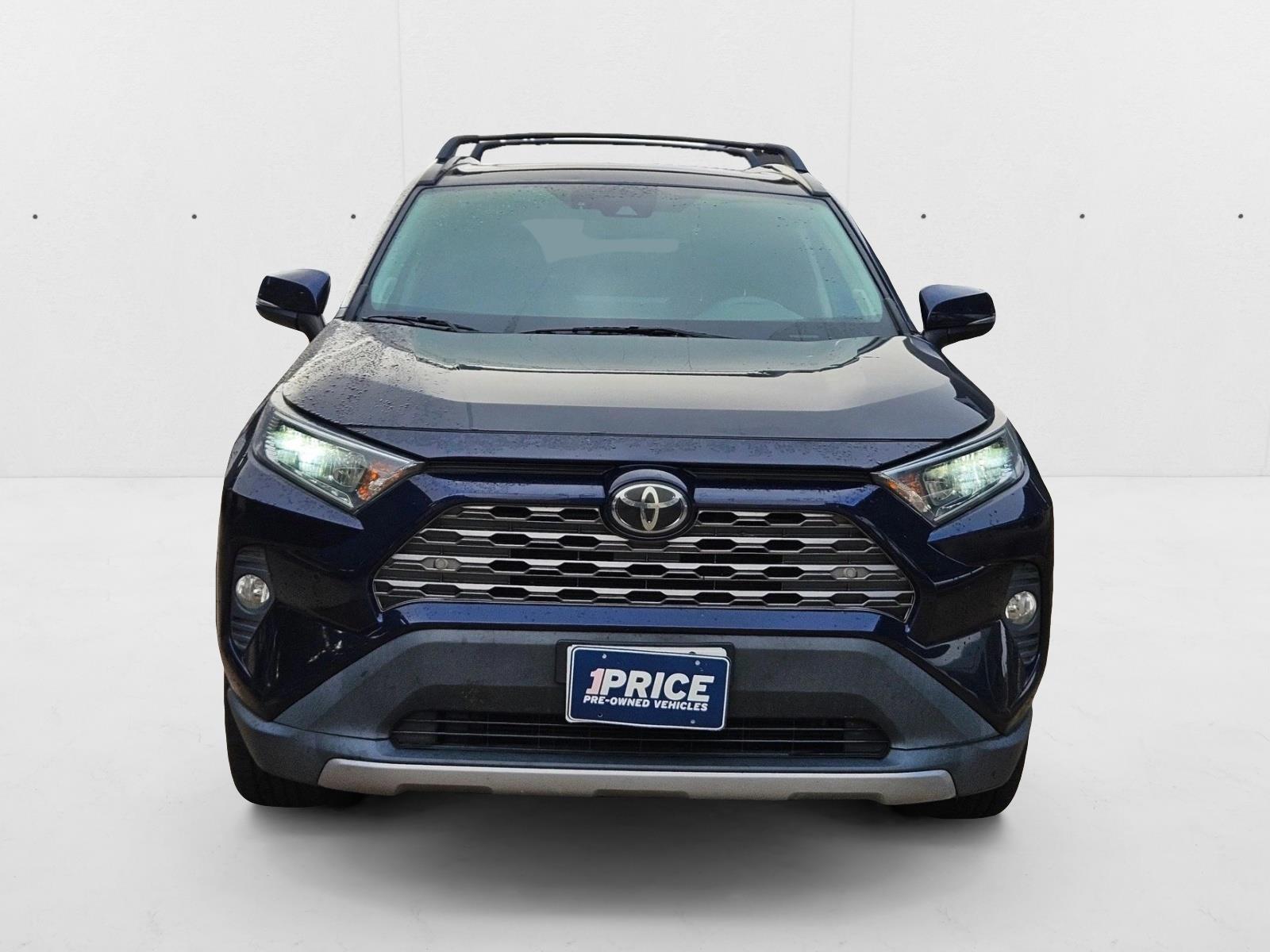 2019 Toyota RAV4 Limited photo 2
