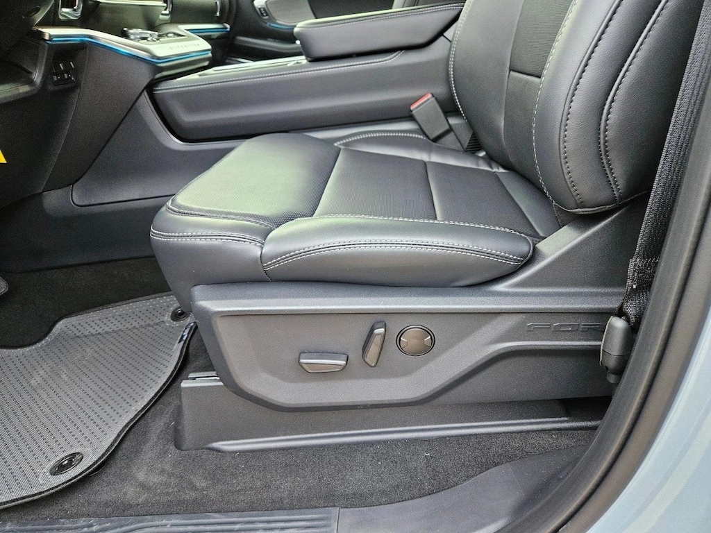New 2025 Ford Expedition Platinum SUV