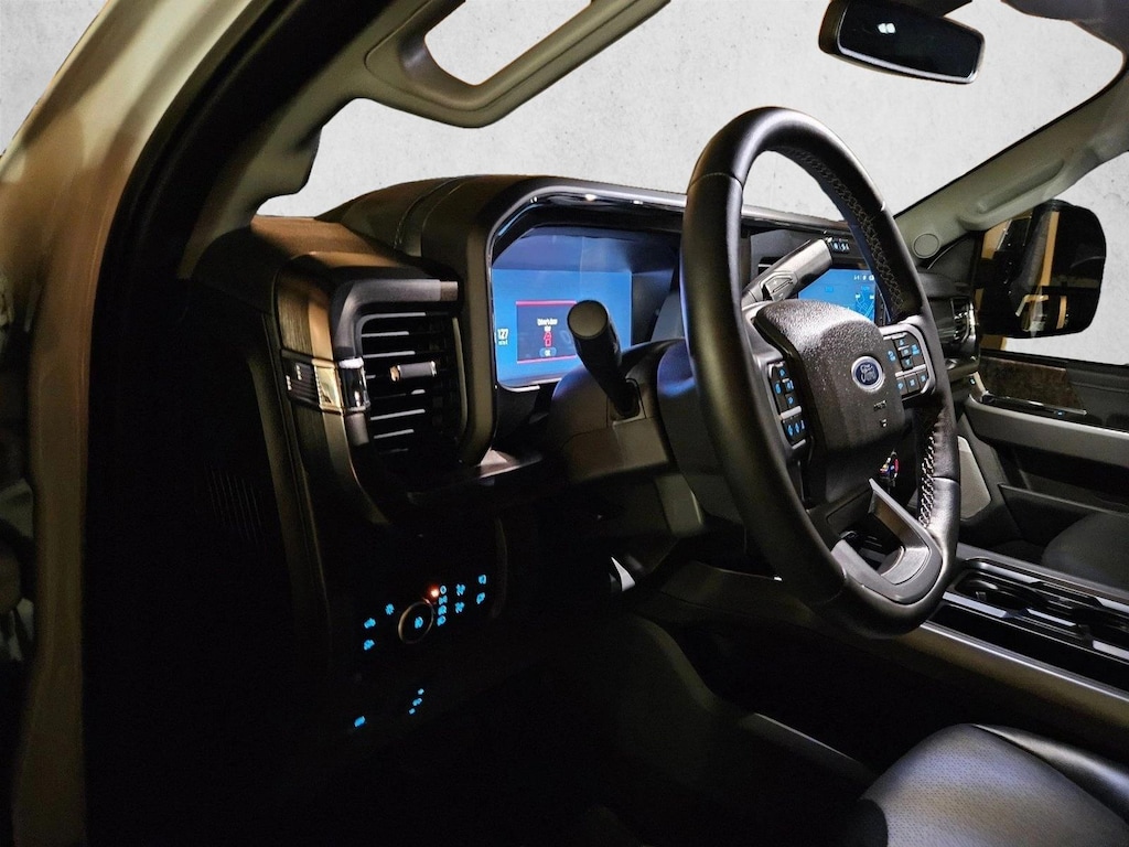 New 2026 Ford F-250 LARIAT Truck Crew Cab