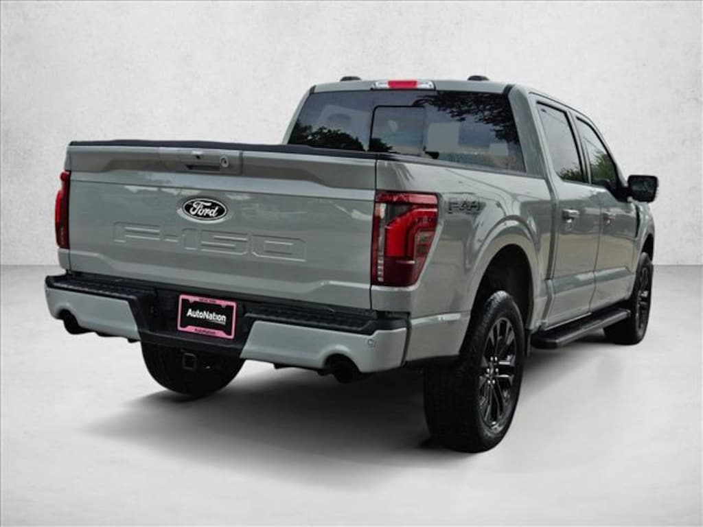 New 2026 Ford F-150 LARIAT Truck SuperCrew Cab