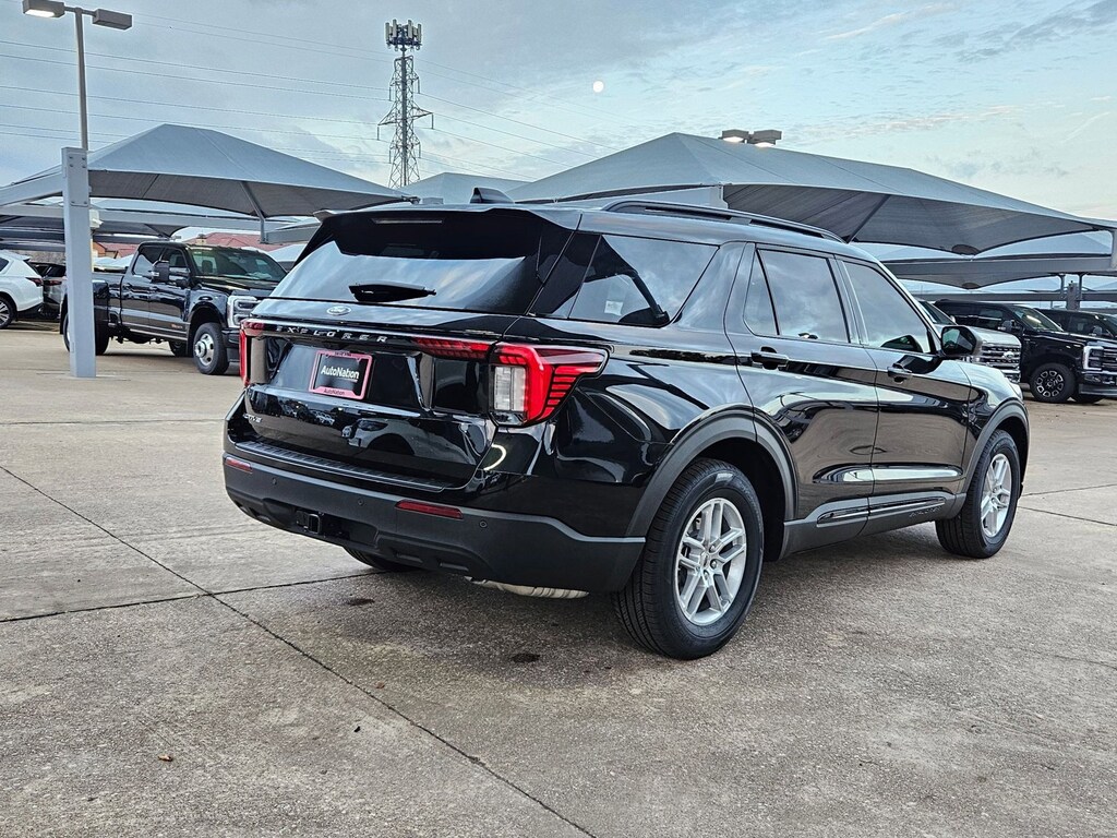New 2026 Ford Explorer Active w/200A Pkg SUV
