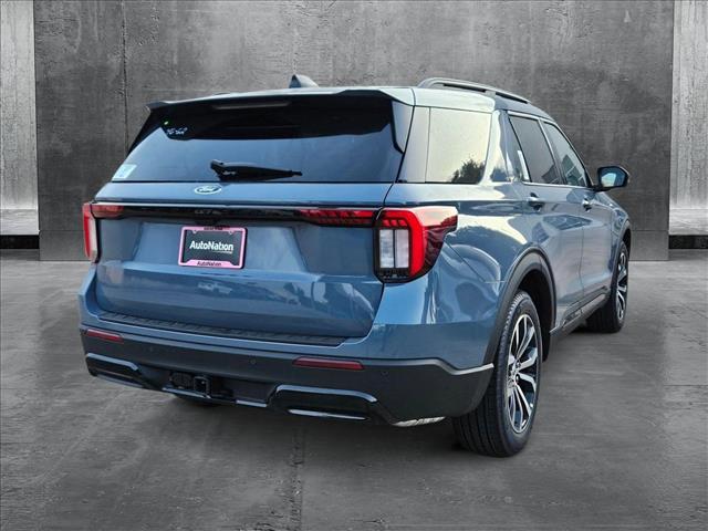 2025 Ford Explorer ST-Line photo 2