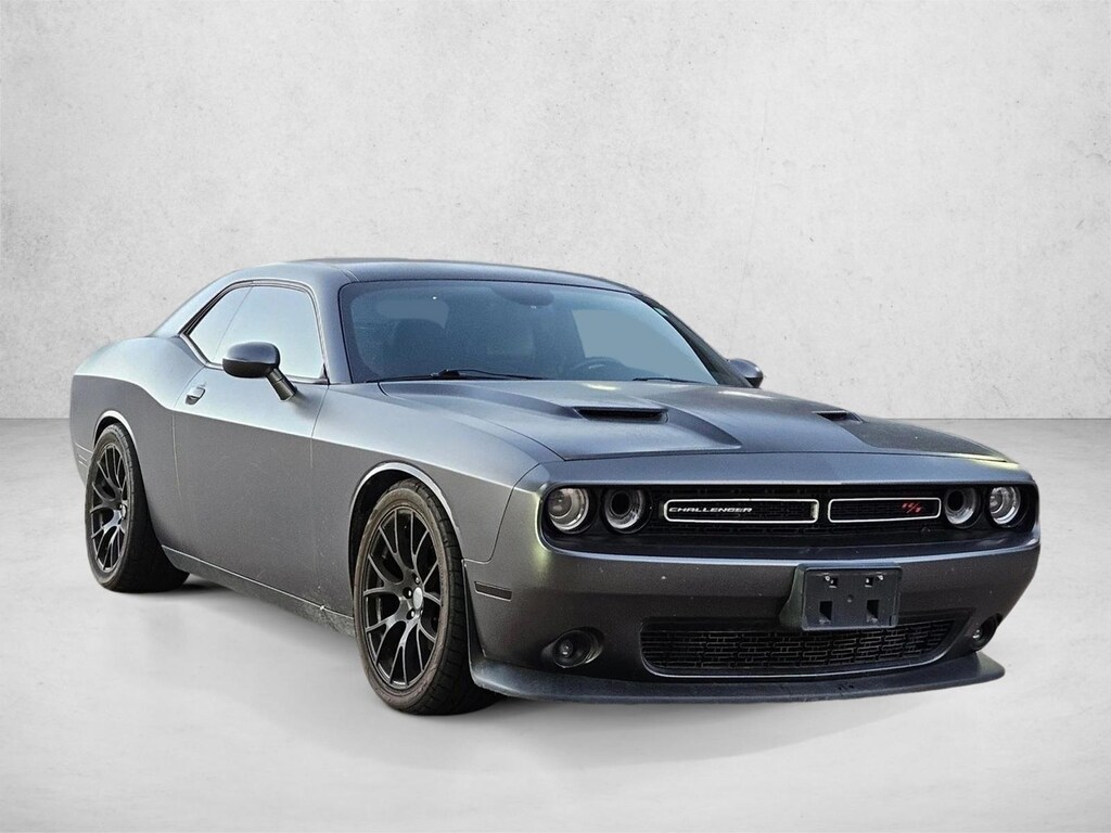 Used 2015 Dodge Challenger R/T Coupe
