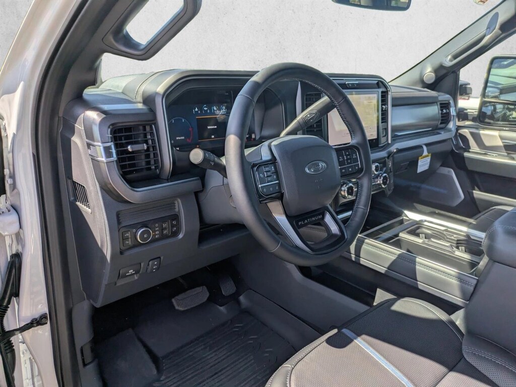 New 2026 Ford F-350 Platinum Truck Crew Cab