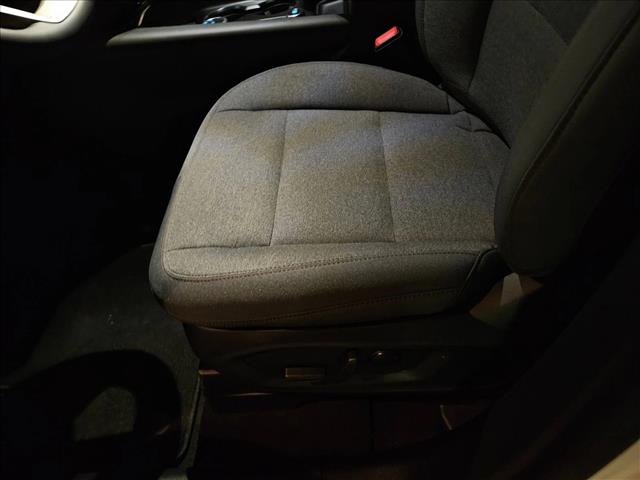 2025 Ford Explorer photo 4