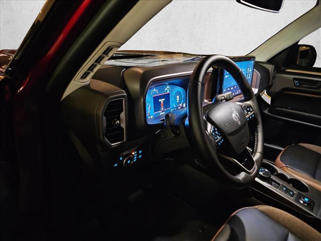 2025 Ford Bronco Sport Outer Banks photo 3