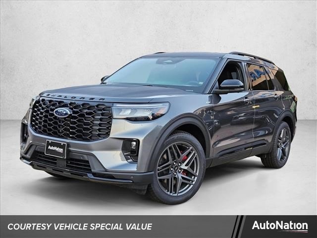 2025 Ford Explorer ST-LINE's photo