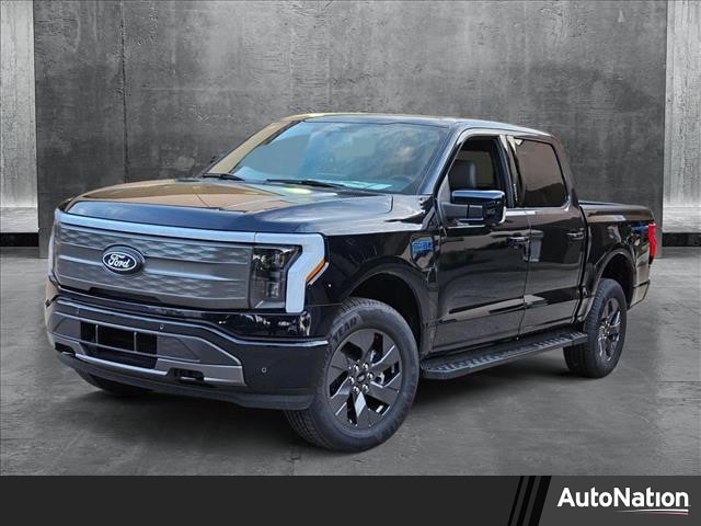 2025 Ford F-150 Lightning Lariat's photo