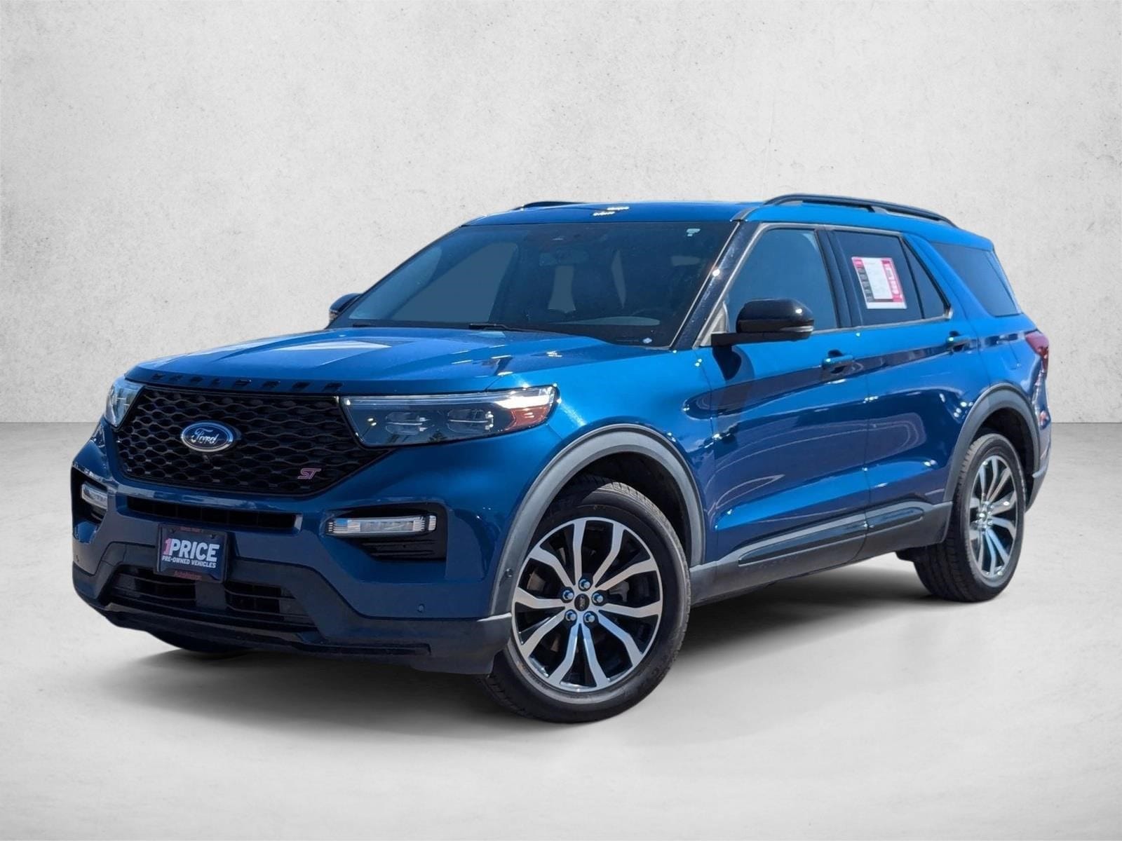 2020 Ford Explorer ST's photo