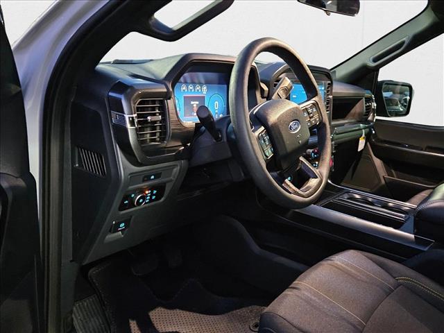 2025 Ford F-150 STX photo 3