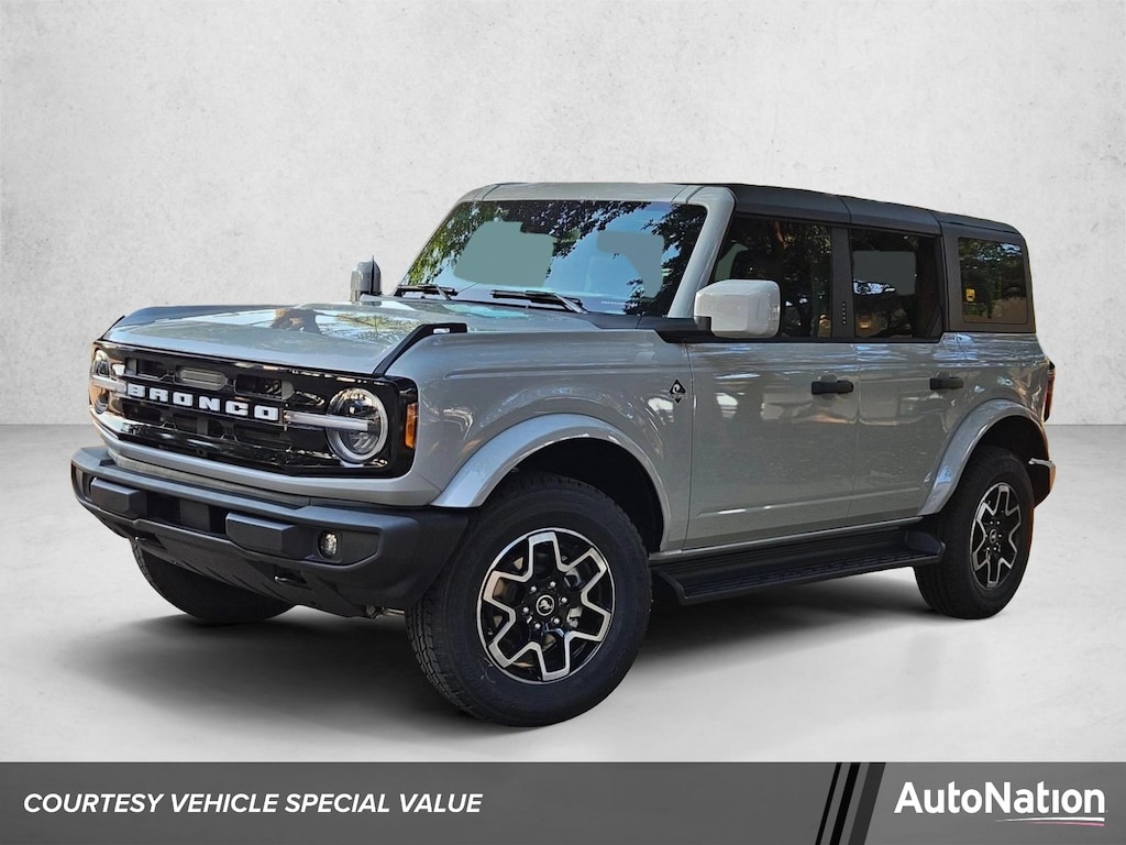 New 2026 Ford Bronco Outer Banks SUV