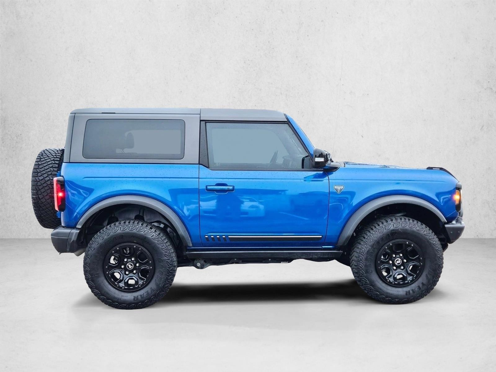 2021 Ford Bronco First Edition photo 4