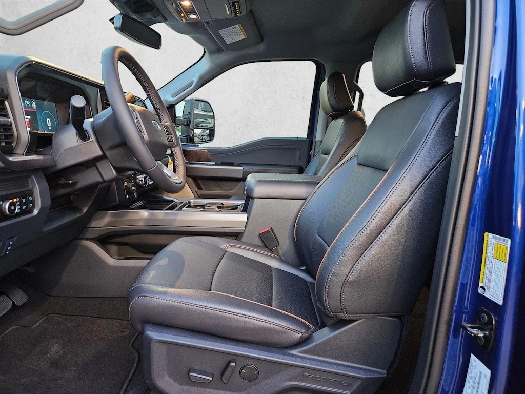 New 2026 Ford F-250 LARIAT Truck Crew Cab