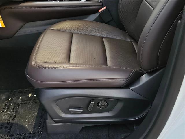 2026 Ford Explorer Platinum photo 4