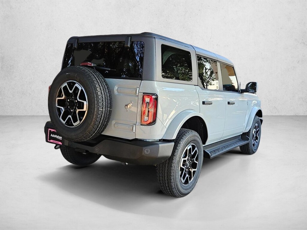 New 2026 Ford Bronco Outer Banks SUV