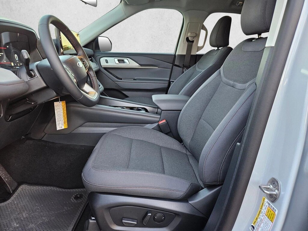 New 2026 Ford Explorer Active w/200A Pkg SUV