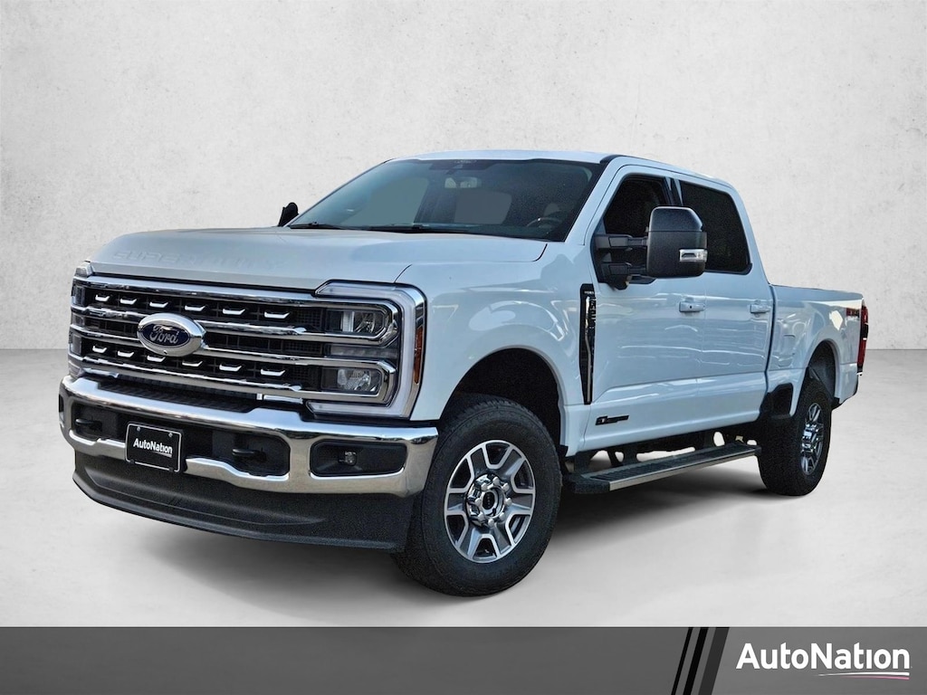 New 2026 Ford F-250 LARIAT Truck Crew Cab