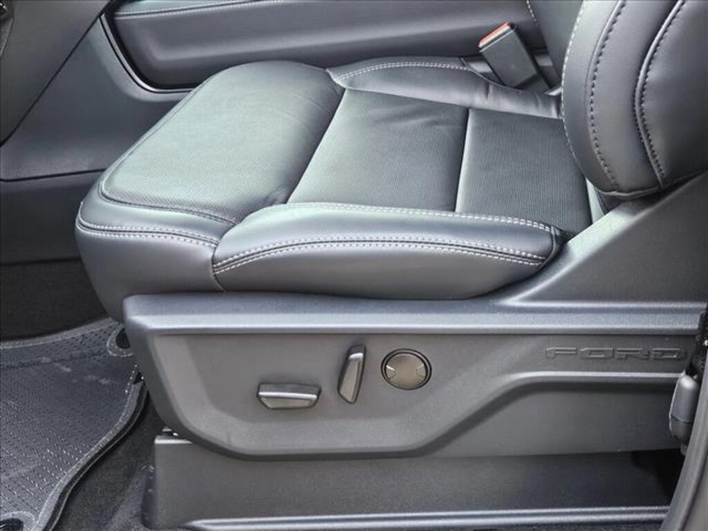 New 2025 Ford Expedition Max Platinum SUV