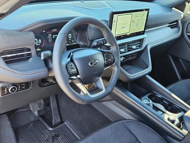 2026 Ford Explorer photo 2