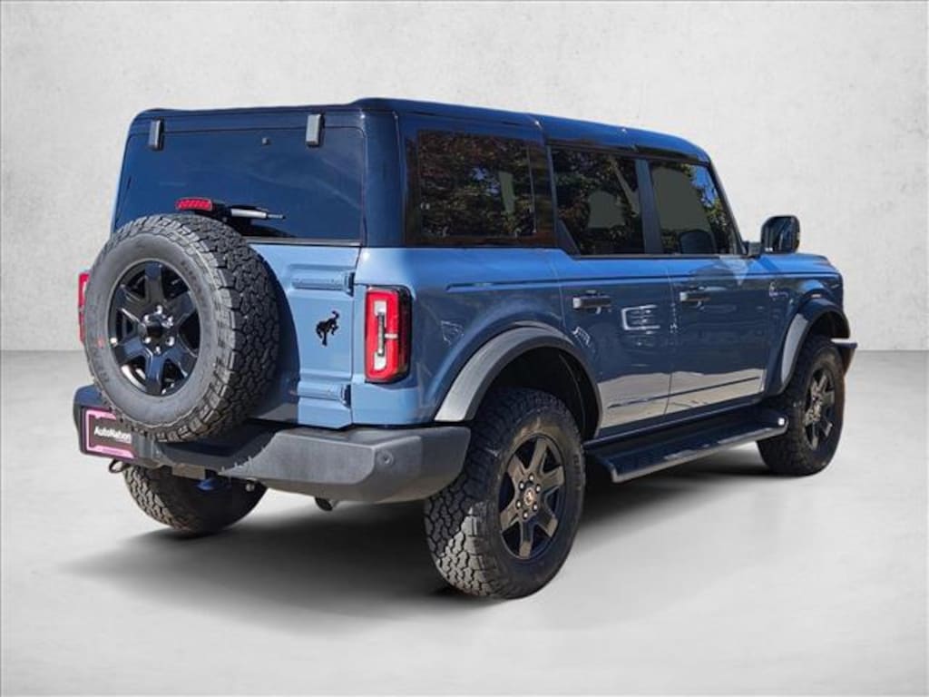 New 2025 Ford Bronco Outer Banks SUV