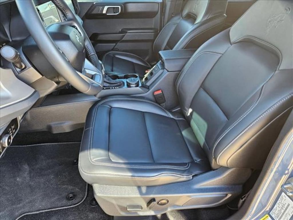 New 2025 Ford Bronco Outer Banks SUV