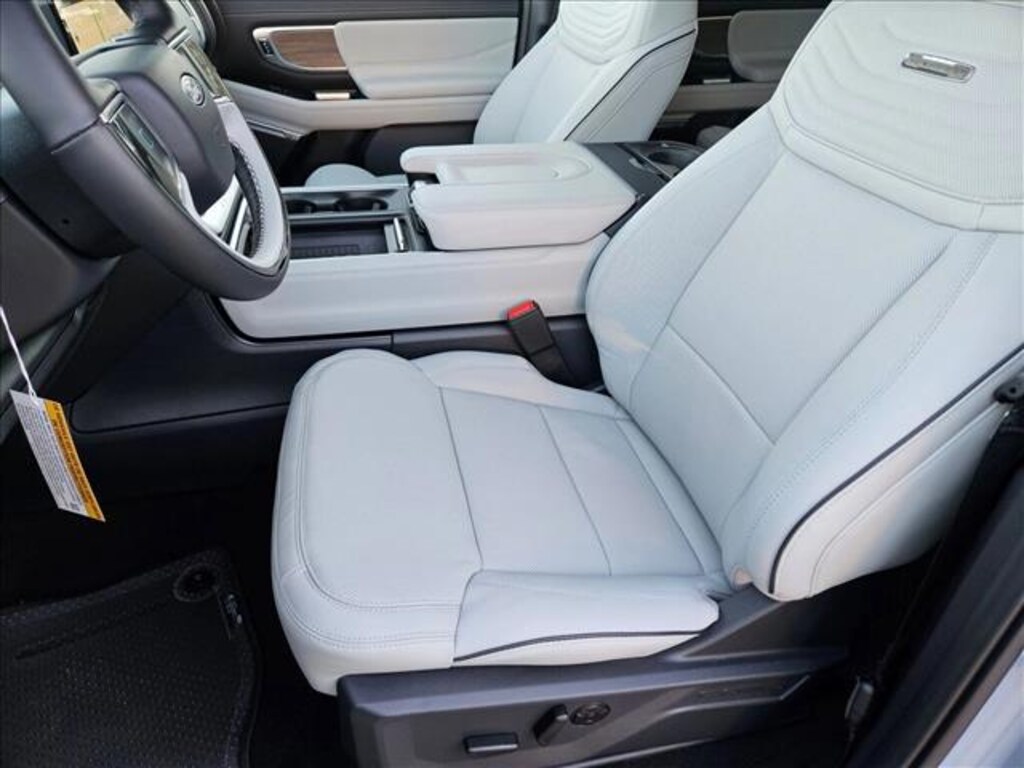 New 2025 Ford Expedition Platinum SUV