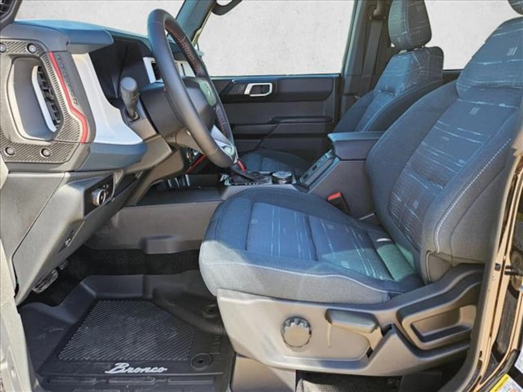 New 2026 Ford Bronco Heritage Edition SUV