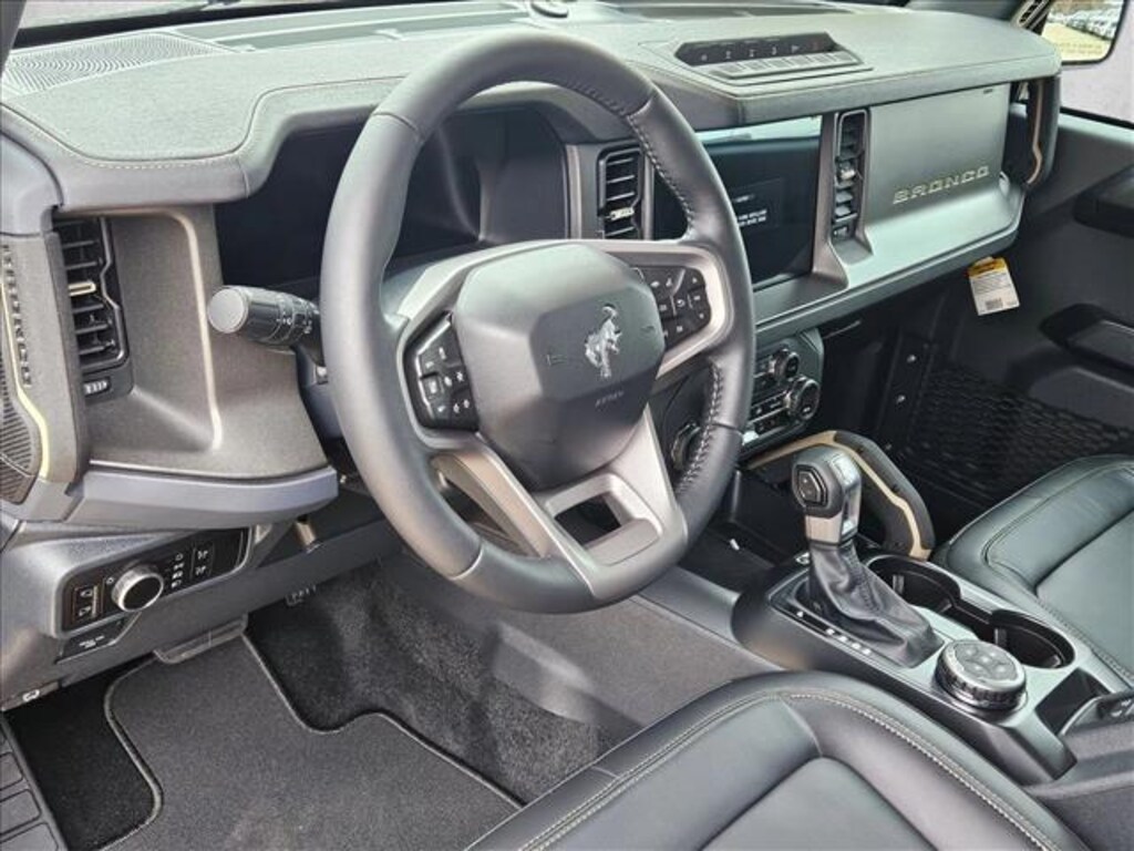 New 2025 Ford Bronco Badlands SUV