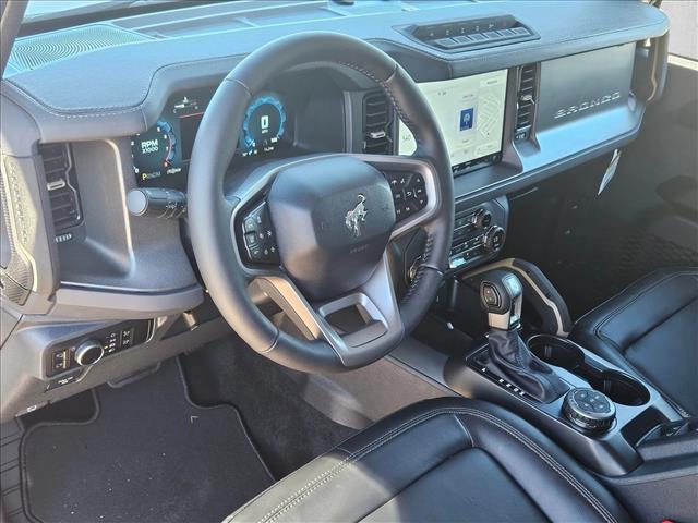 2025 Ford Bronco Badlands photo 3