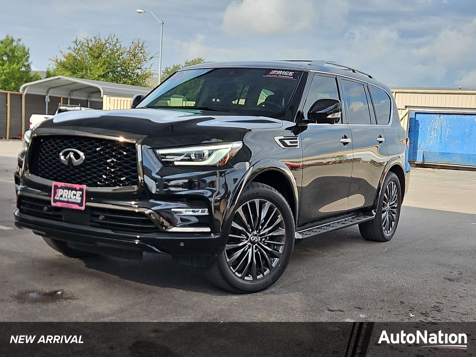 2023 INFINITI QX80