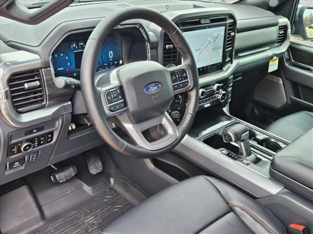 New 2025 Ford F-150 LARIAT Truck SuperCrew Cab