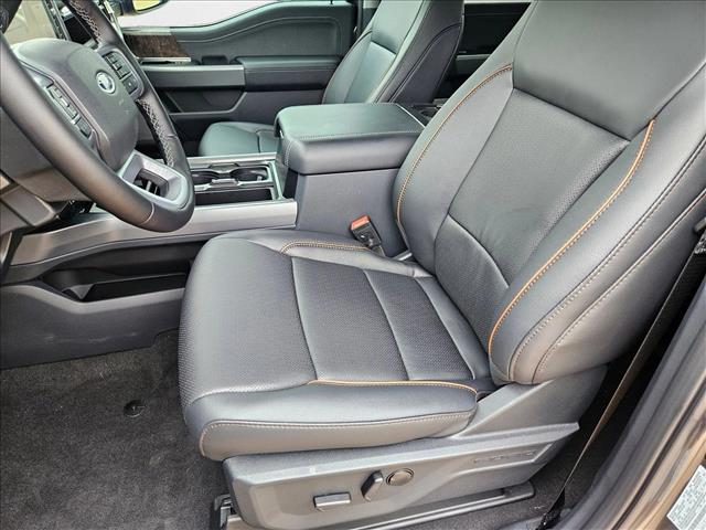 2026 Ford F-250 Lariat photo 4