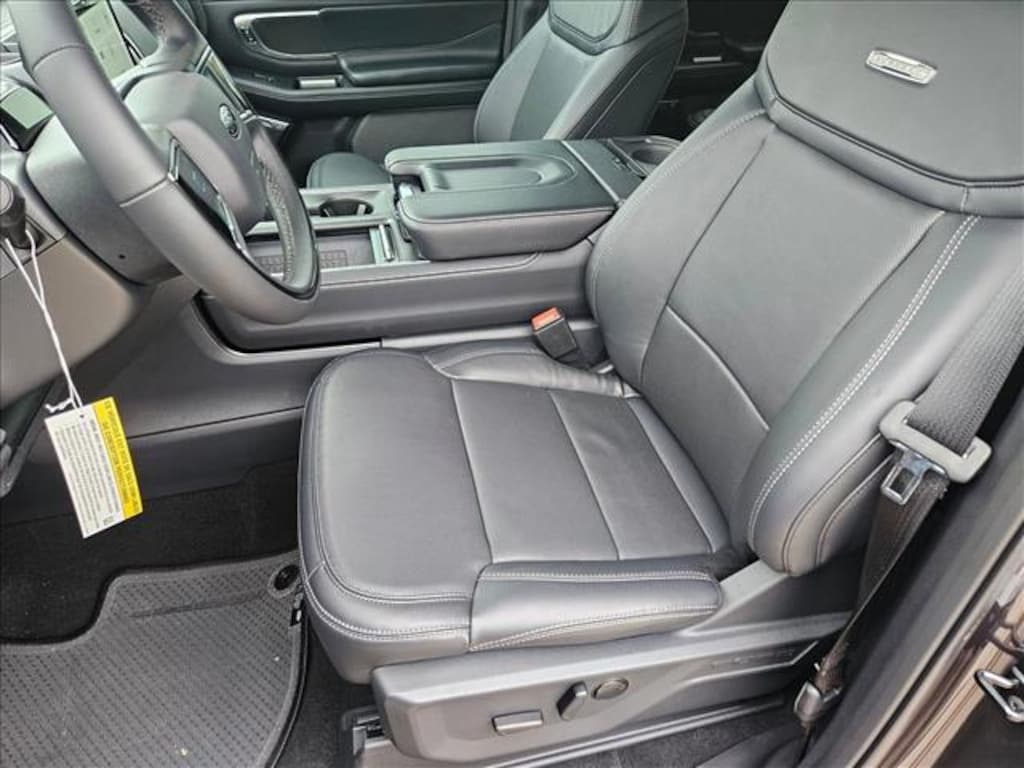 New 2025 Ford Expedition Platinum SUV